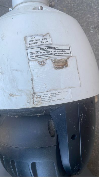 2 Camere rotative si 4 fixe