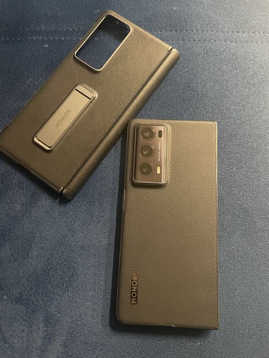 Amanet ozana vinde honor magic v2