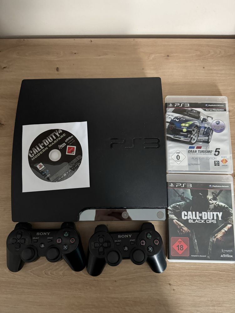 PS3 с два контролера
