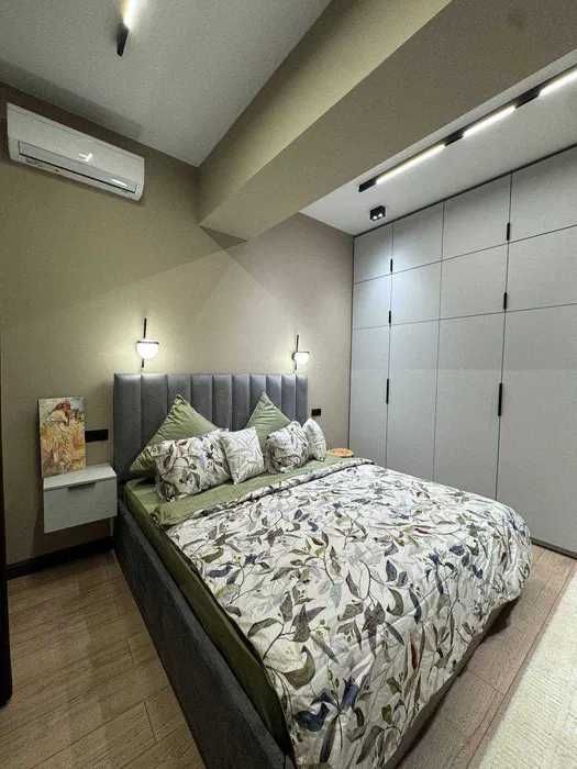 Ц4, Алайский, Минор метро Новостройка квартира 3/7/9  75м2 Срочно!