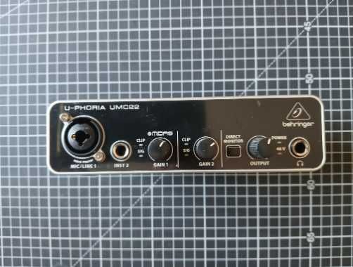 Външна аудио карта (аудио интерфейс) Behringer UMC22