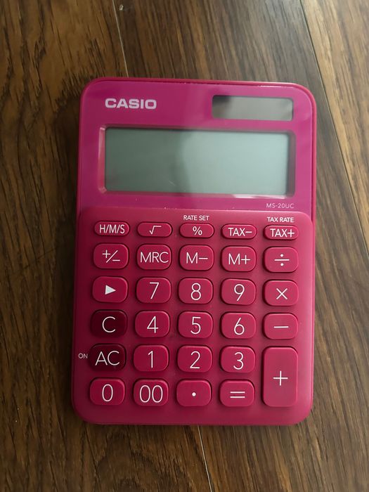 Калькулятор розовый