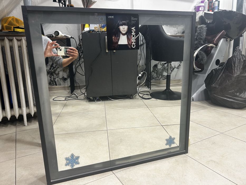 Продавам кристални дървени светещи огледала 2 бро