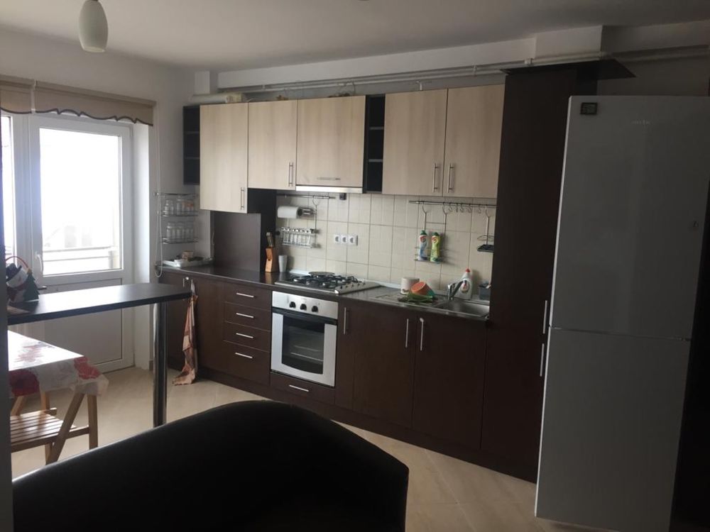 Vand apartament 2 camere