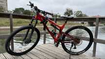 Rock shox full suspesion