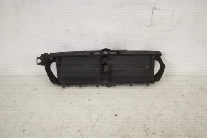 Hota Electrica Deflector Aer Original In Stare Buna BMW  Seria 5  F10