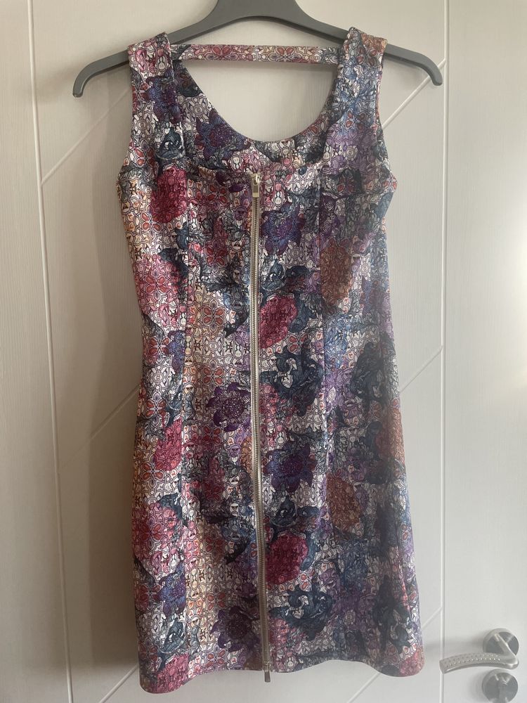Рокля H&M 38 размер