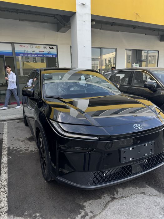 Tayota bz3 x madel 2025
