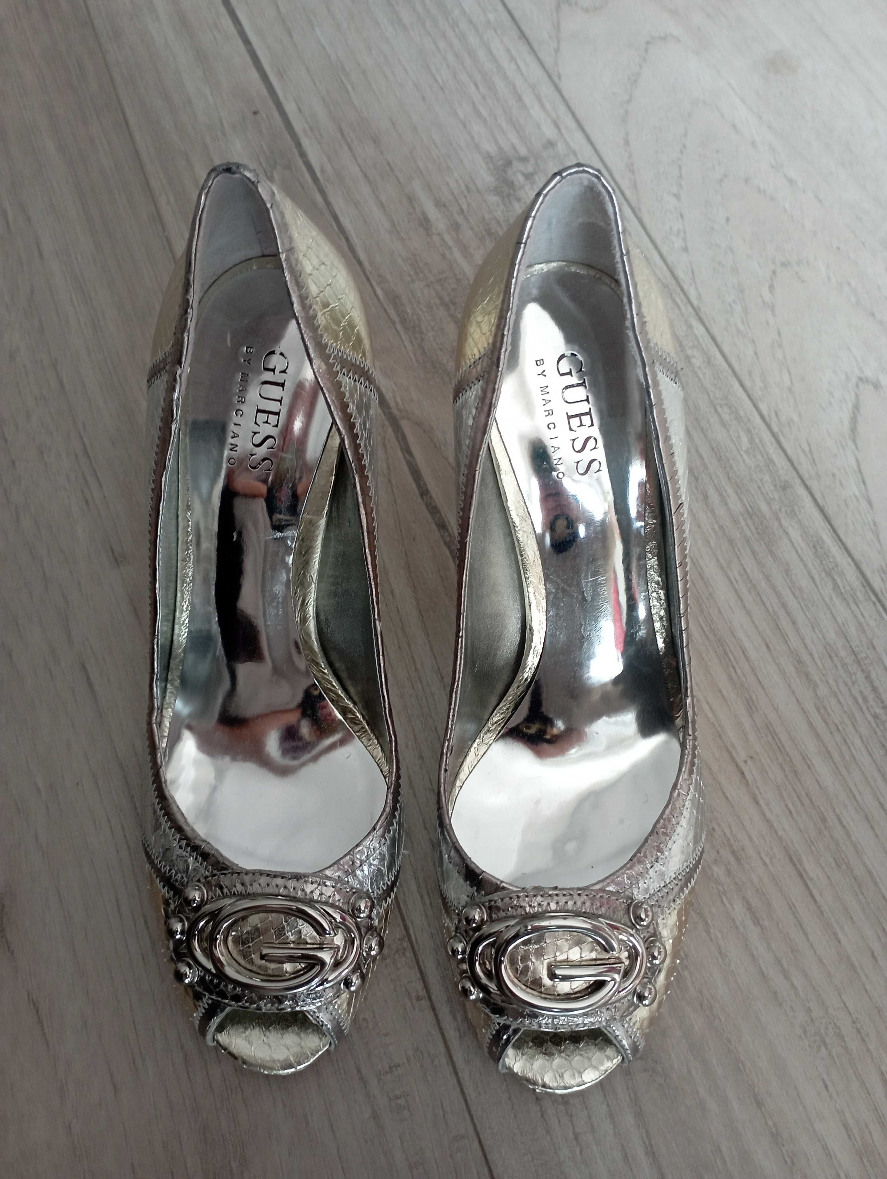 Обувки кожа Guess