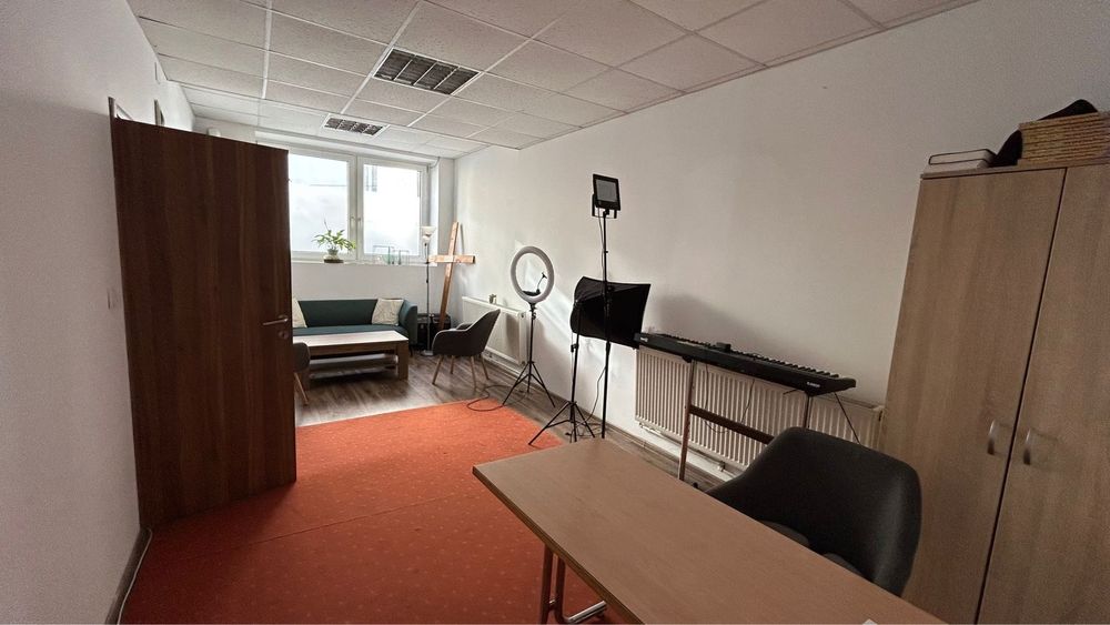 Inchiriez spatiu in Craiova