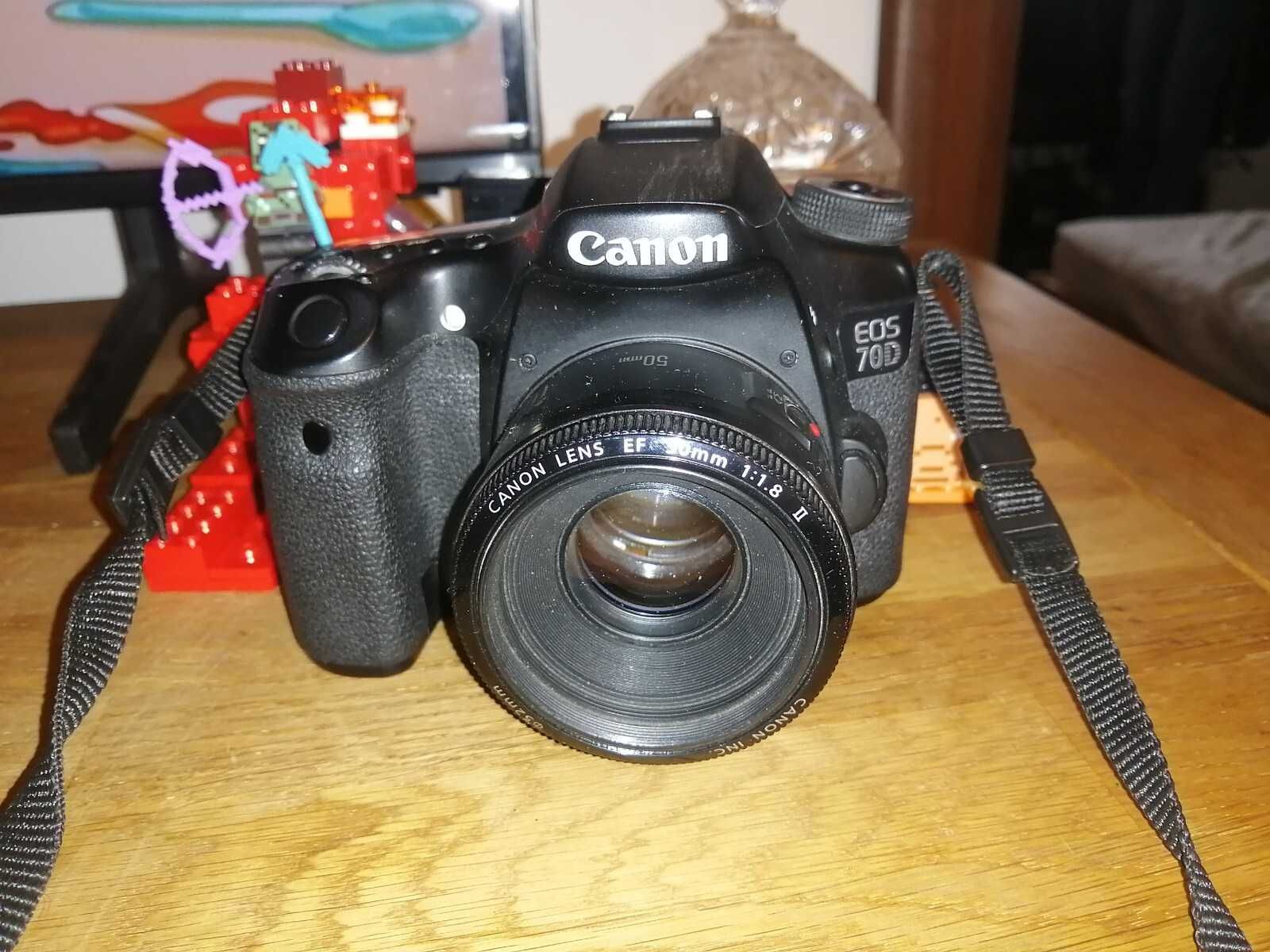 Canon 70d cu lentila Canon EF 50 mm 1.8