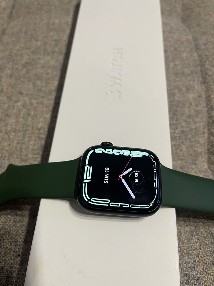 Apple Watch Series 7 45mm