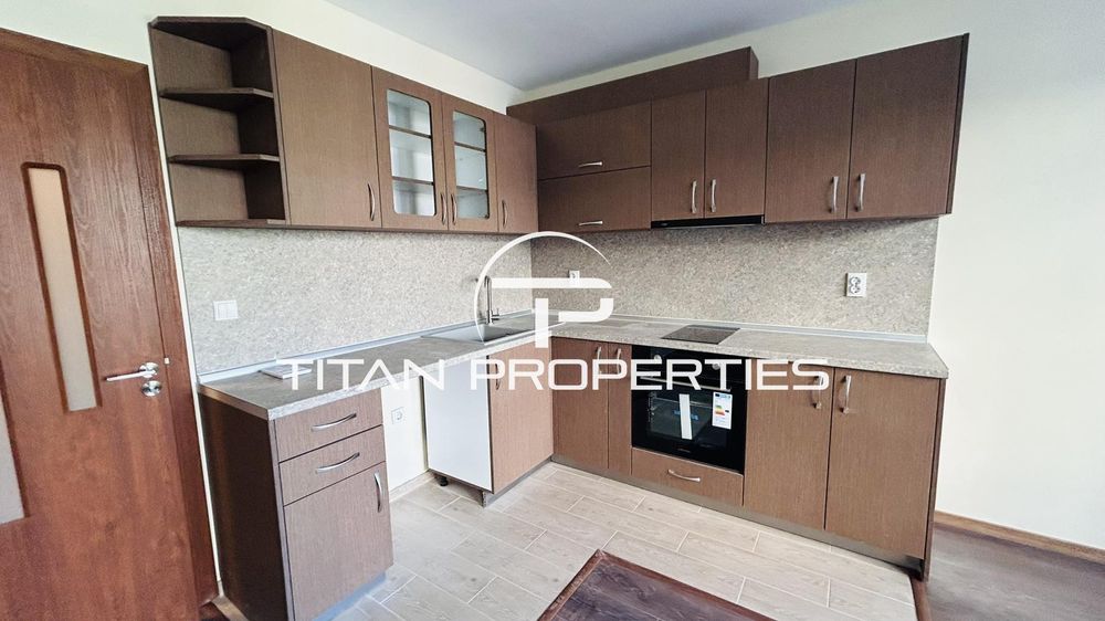 Дава се под наем Двустаен апартамент в Бургас, Възраждане - 65 кв.м за 357 € - Снимка #1