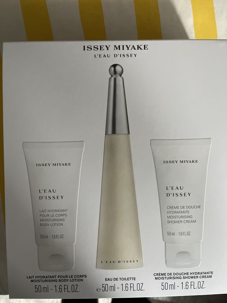 Set dama Issey Miyake
