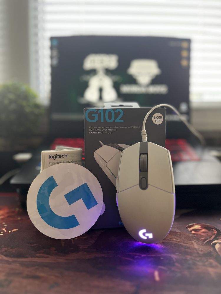 Мишка Logitech G102