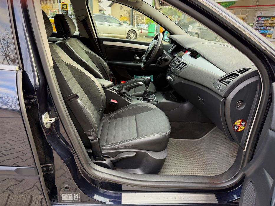 Parc Auto/Renault Laguna/2.0 Benzina/140000km