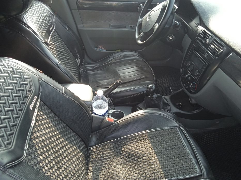 Gentra sroshni sotiladi