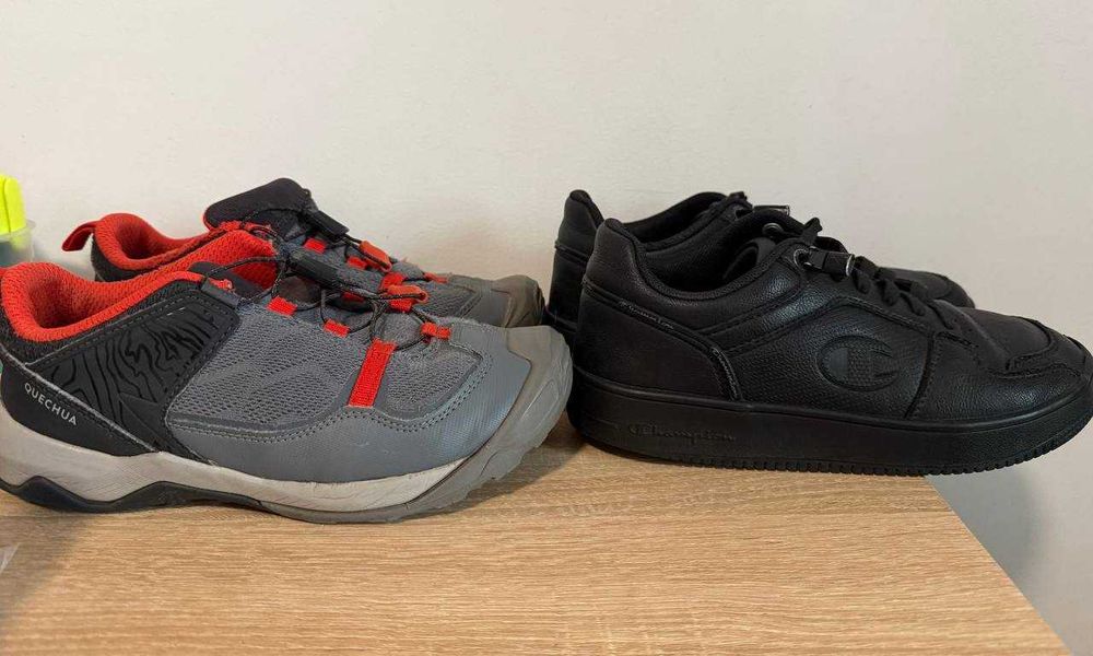 Adidași într-un singur lot