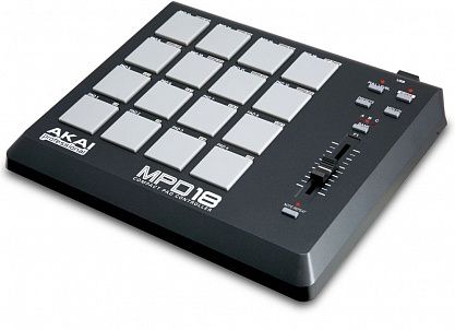 Akai    MPD   18