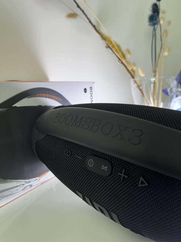 Jbl BoomBox 3 Чисто Нов