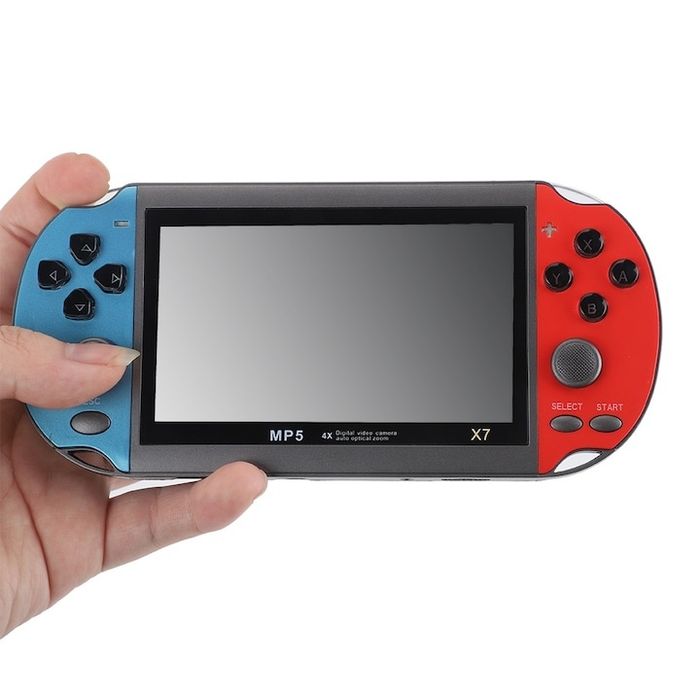 Преносима игрова конзола 8 GB