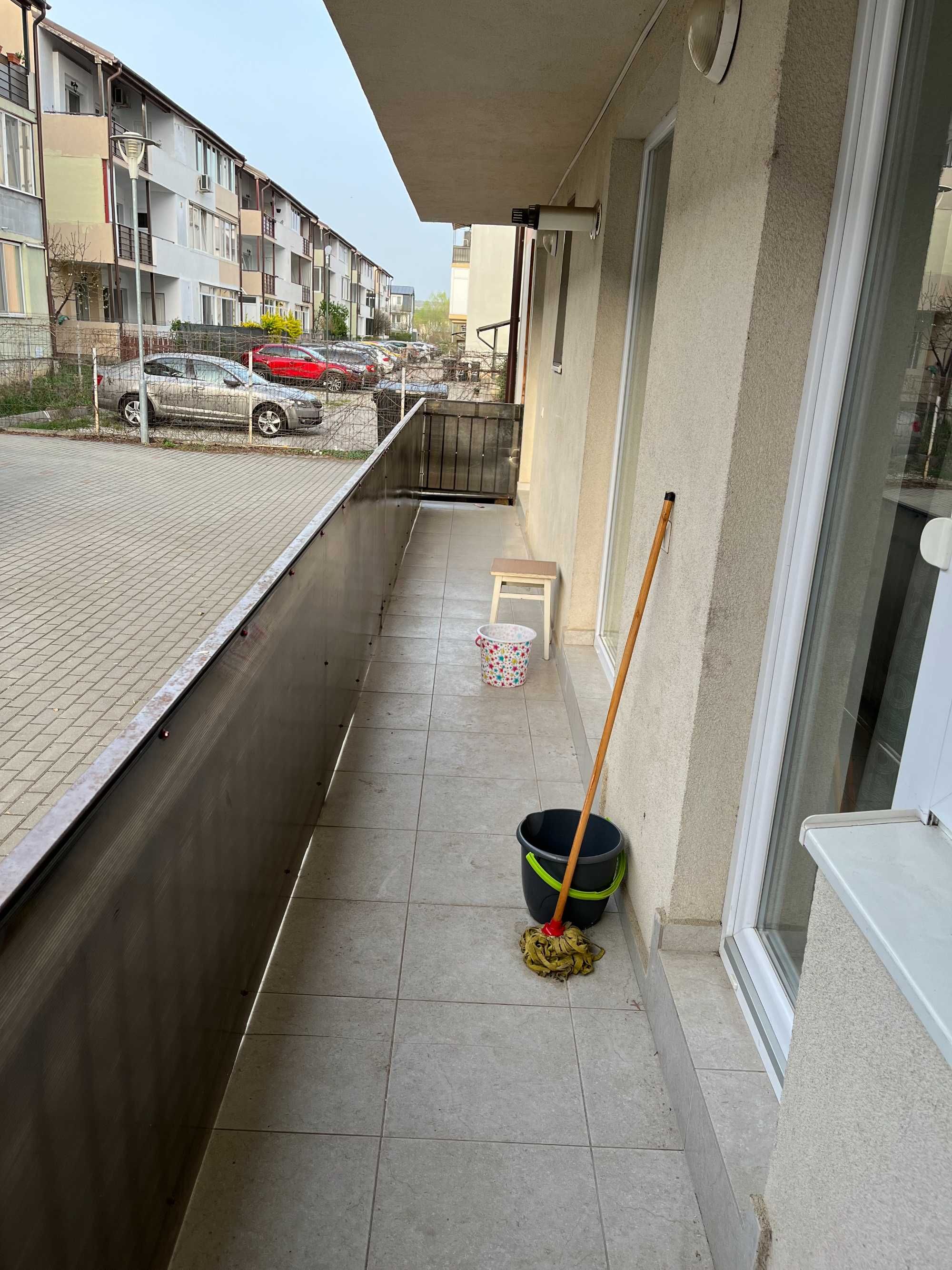 Inchiriez apartament Selimbar, 3 camere, doua bai, parter, balcon