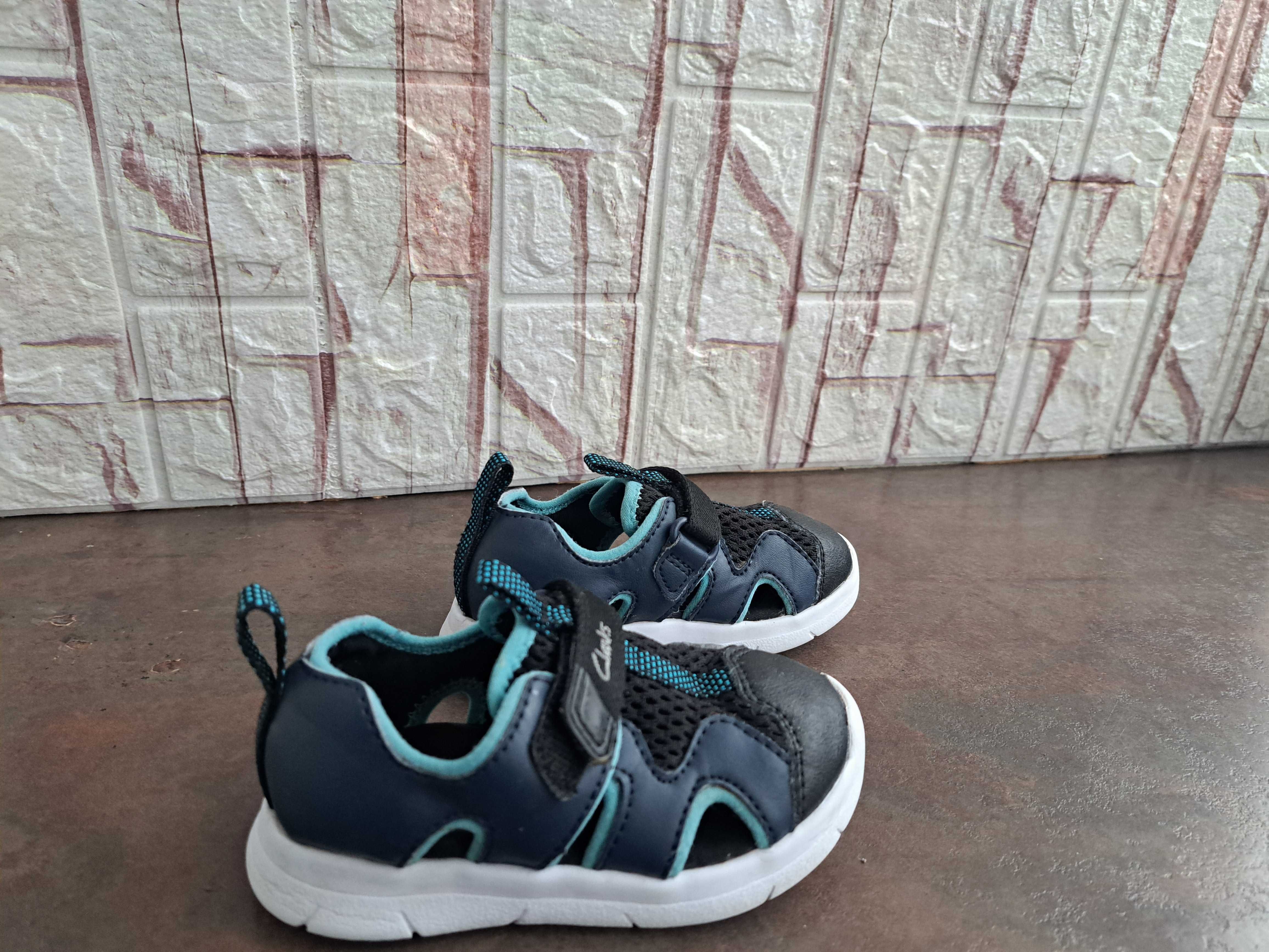 детски сандали,Clarks,летни отворени обувки за момче,номер23