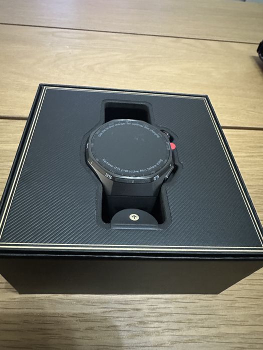 Vând Ceast Huawey GT 6 Pro