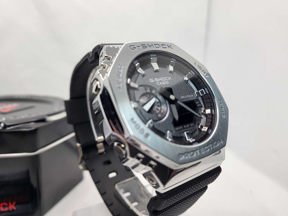Ceas Casio g shock GM 2100 1aer ,Metal Silver black .Nou,Garantie 2ani