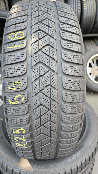 4 anvelope iarnă Pirelli 225/55/18 -6 mm