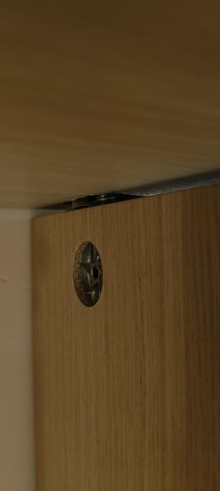 Масивно бюро от естествено дърво