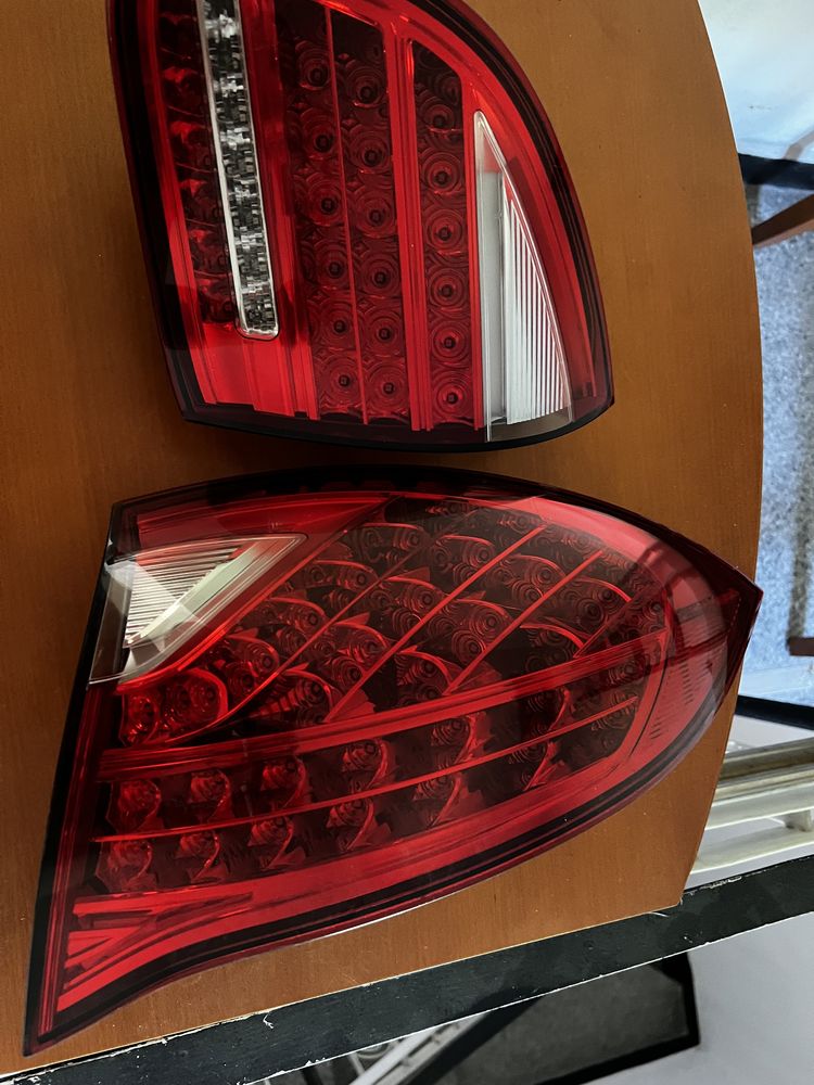Porsche Cayenne Gen 2 , стоп  и мигач десен, червен/американски