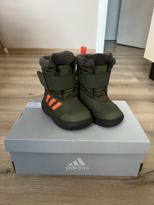 Детски ботуши Adidas Winterplay I