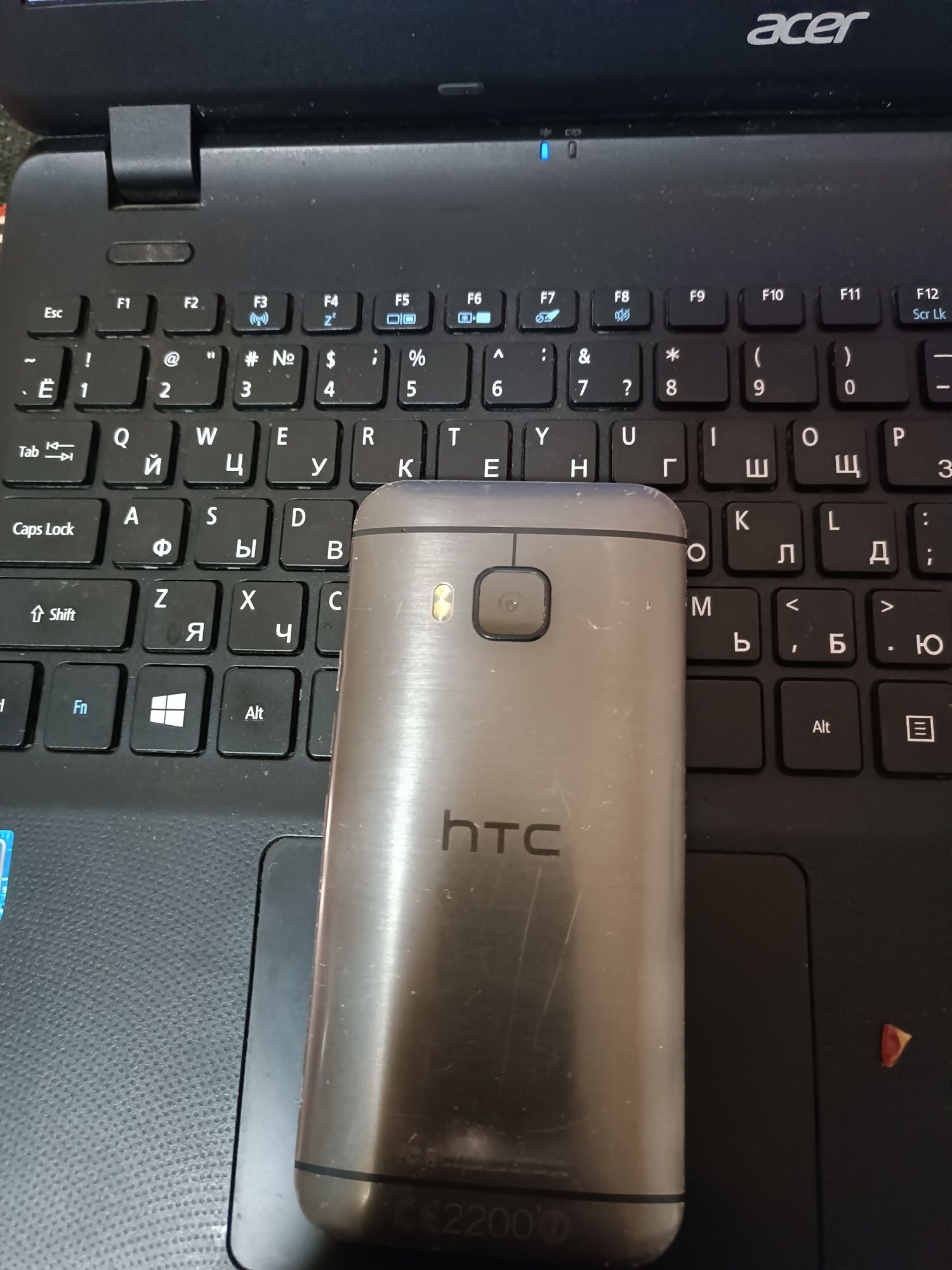 HTC сотилад.Холати идеал.