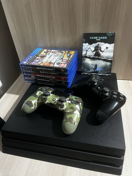 Playstation 4 Pro с подпиской ps plus 1 тб / ps 4 pro
