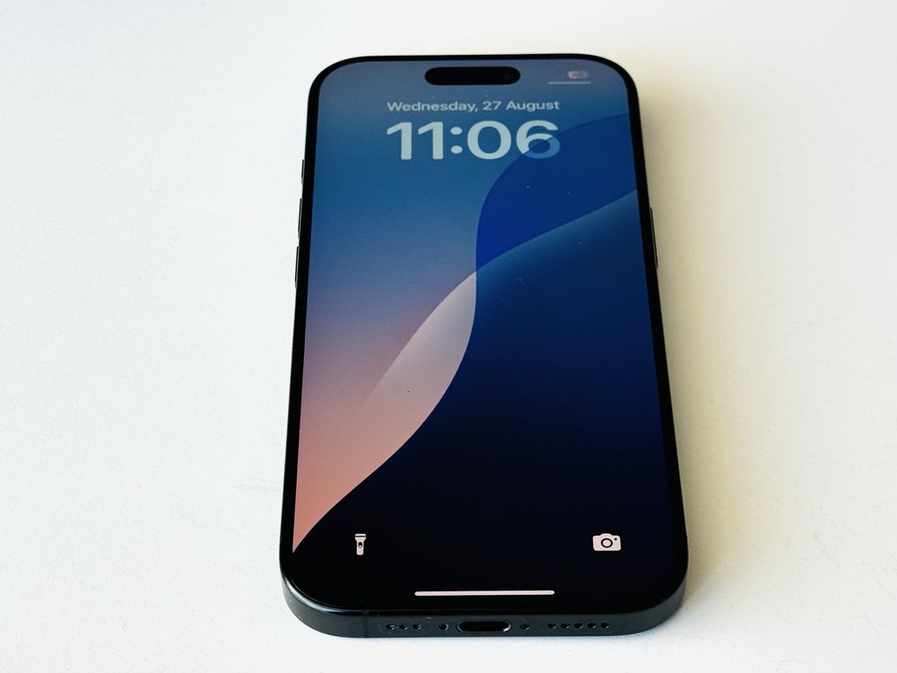 Iphone 15 Pro Max 1TB Black Titanium 100% Батерия! Гаранция 6 месеца