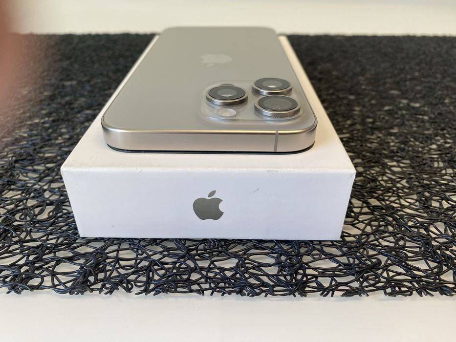 iPhone 15 Pro Max Natural Titanium, 256 Gb,impecabil, garantie 11.2025
