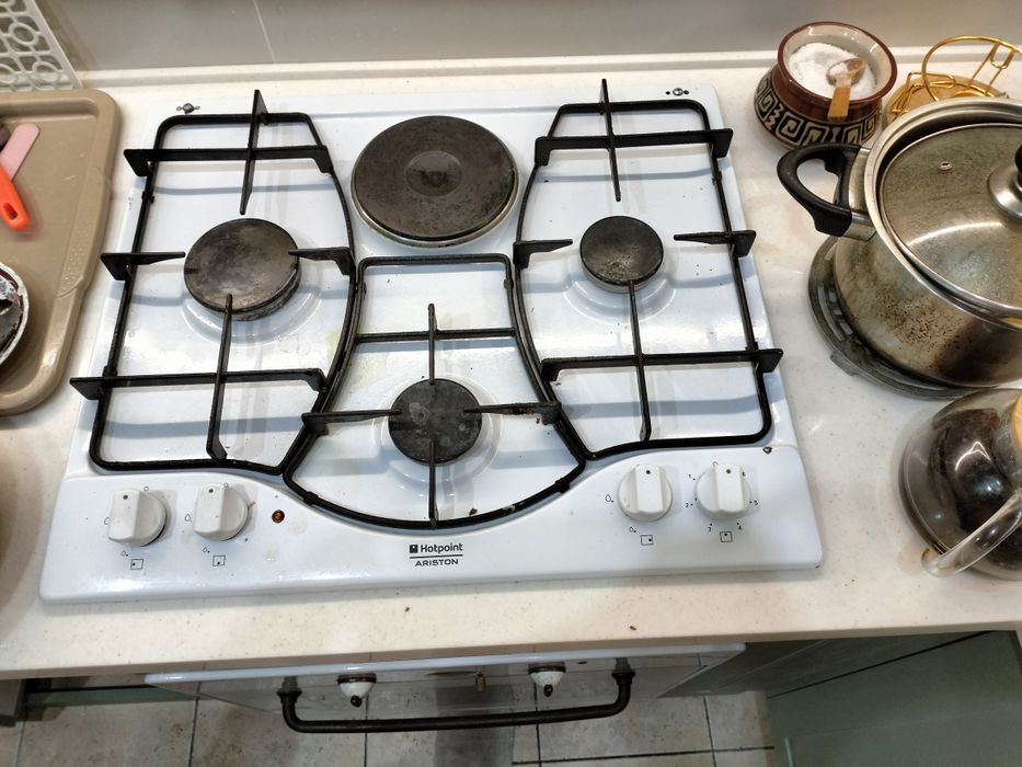 Варочная поверхность с духовкой