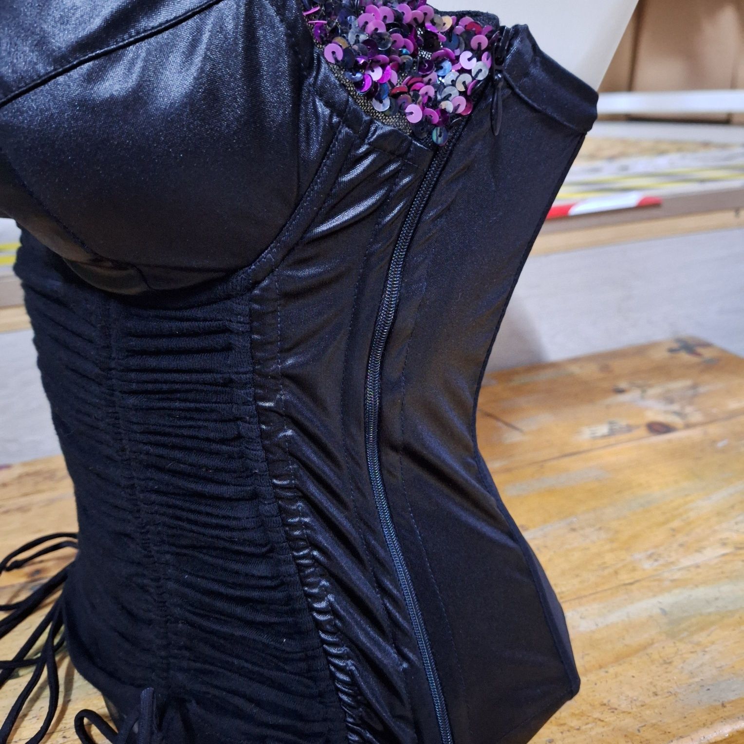 Corset sexy Christies Italy!