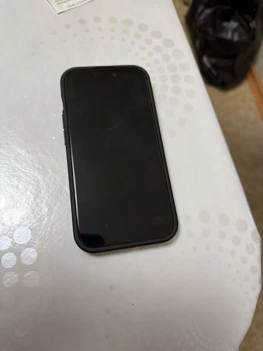 Продам IPhone 15 128 GB в хорошем состоянии