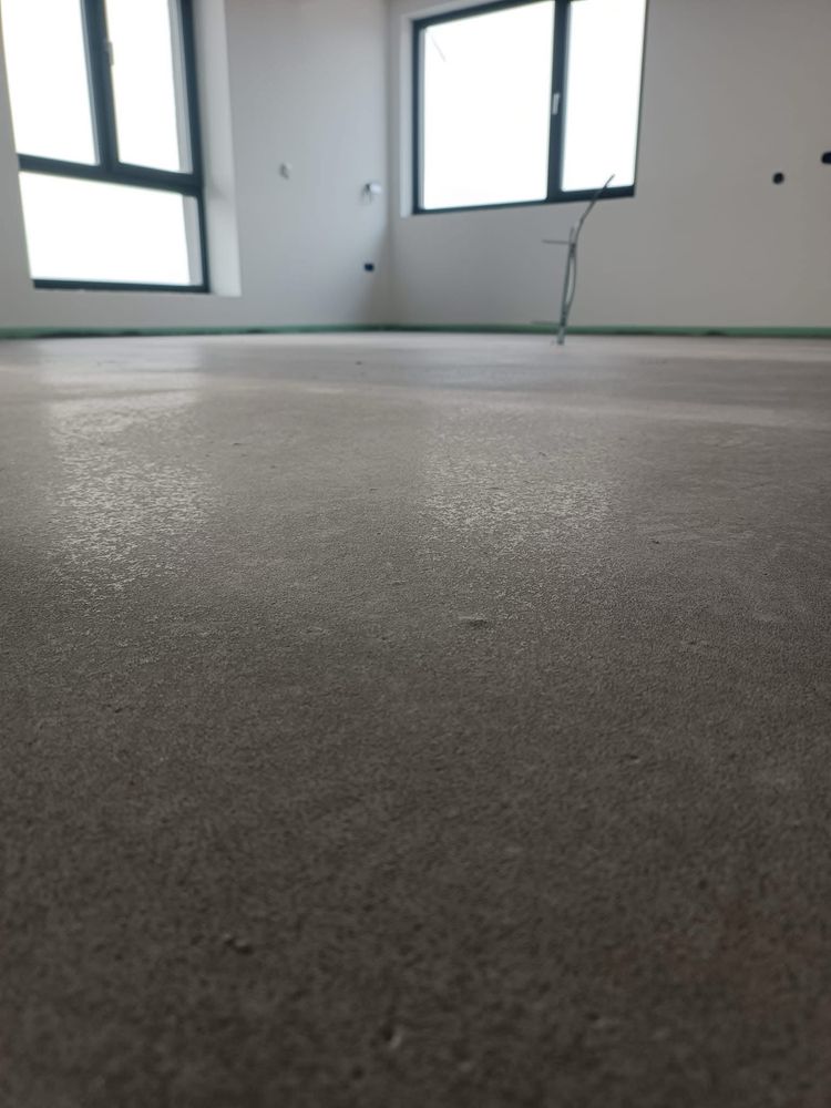 Tечна подова замазка от CEM Floor !