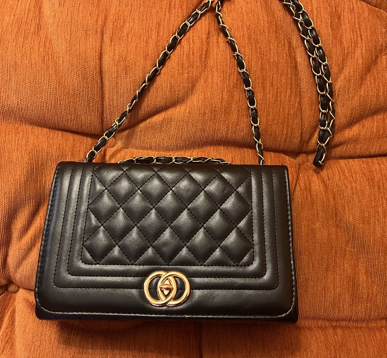 Нова дамска чанта