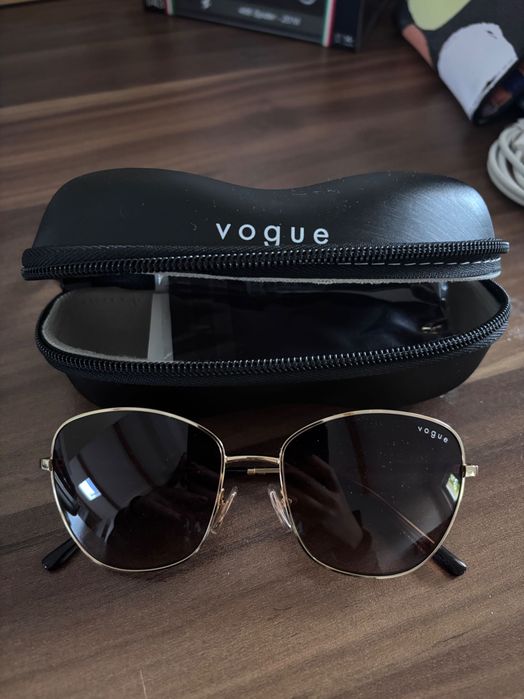 Слънчеви очила Vogue
