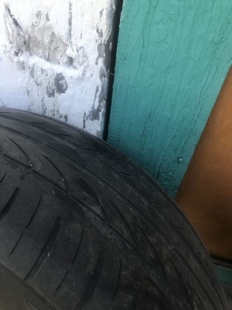 Продам б/у Шины на 225*55 r18 в хоршем состояний