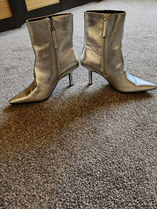 Botine piele ecologica Reserved