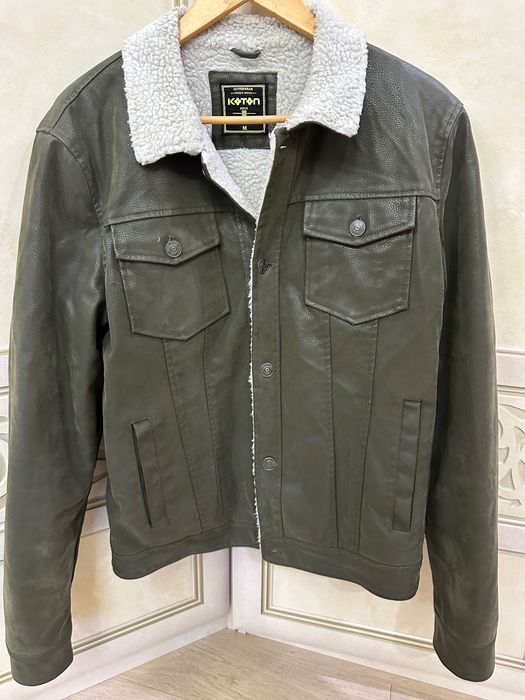 Куртка на демисезонная