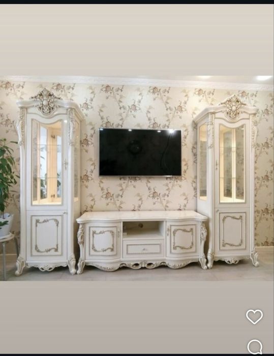 Продаю стенку в хорошем состояний