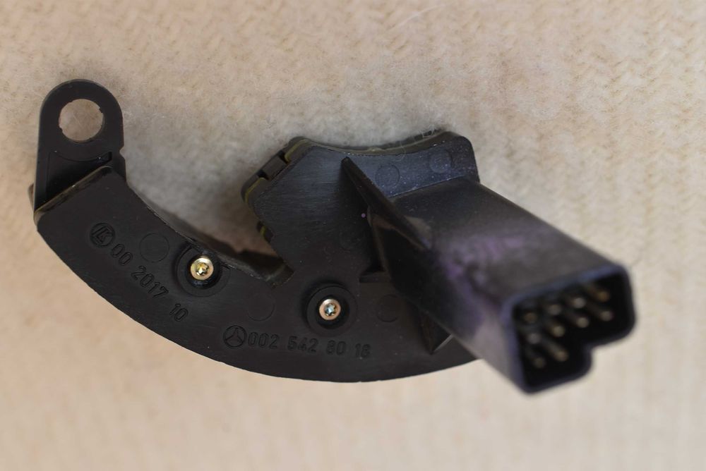 Сензор за ъгъла на завиване на Mercedes Benz E-class W211