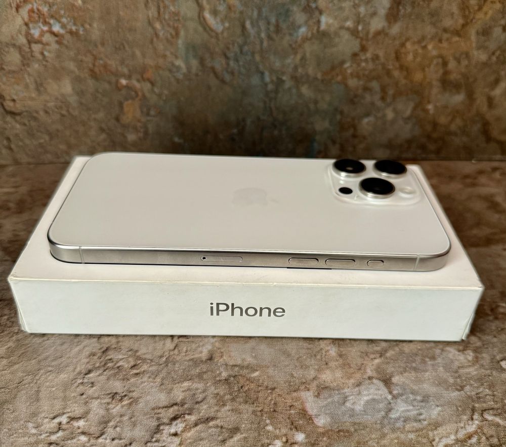 **ATS GSM**iPhone 15 Pro Max 256Gb White / Baterie92% / Garantie