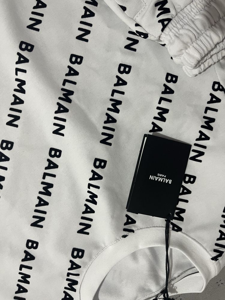 Compleu balmain barbati